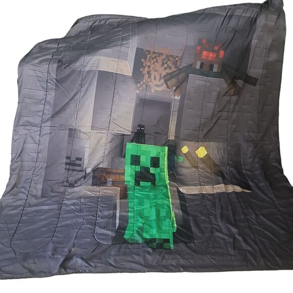 Mincraft twin comforter - Picture 1 of 5